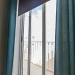 Modern & 2 Bedroom & 2 Bathrooms شقة