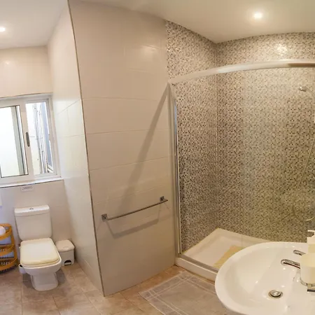 Modern & 2 Bedroom & 2 Bathrooms *