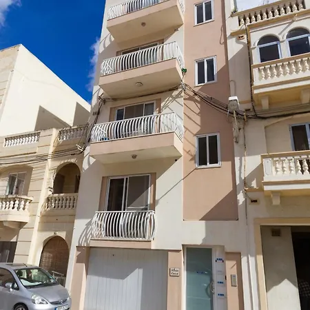 Apartamento Rovin No 4 *