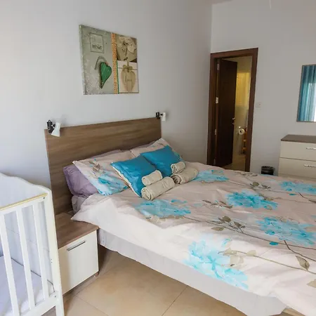 公寓 Modern & 2 Bedroom & 2 Bathrooms