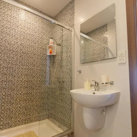 公寓 Modern & 2 Bedroom & 2 Bathrooms 姆西达