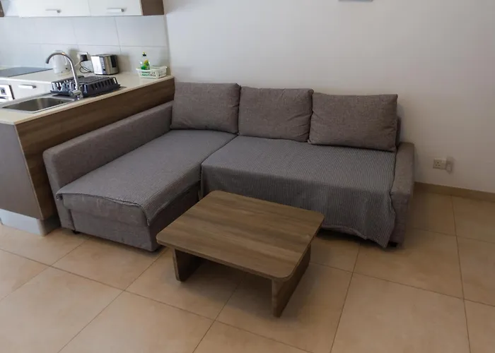 Modern & 2 Bedroom & 2 Bathrooms