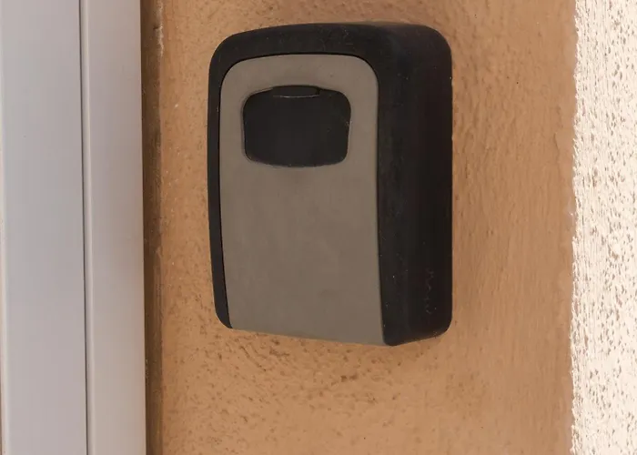 Διαμέρισμα Modern & 2 Bedroom & 2 Bathrooms *